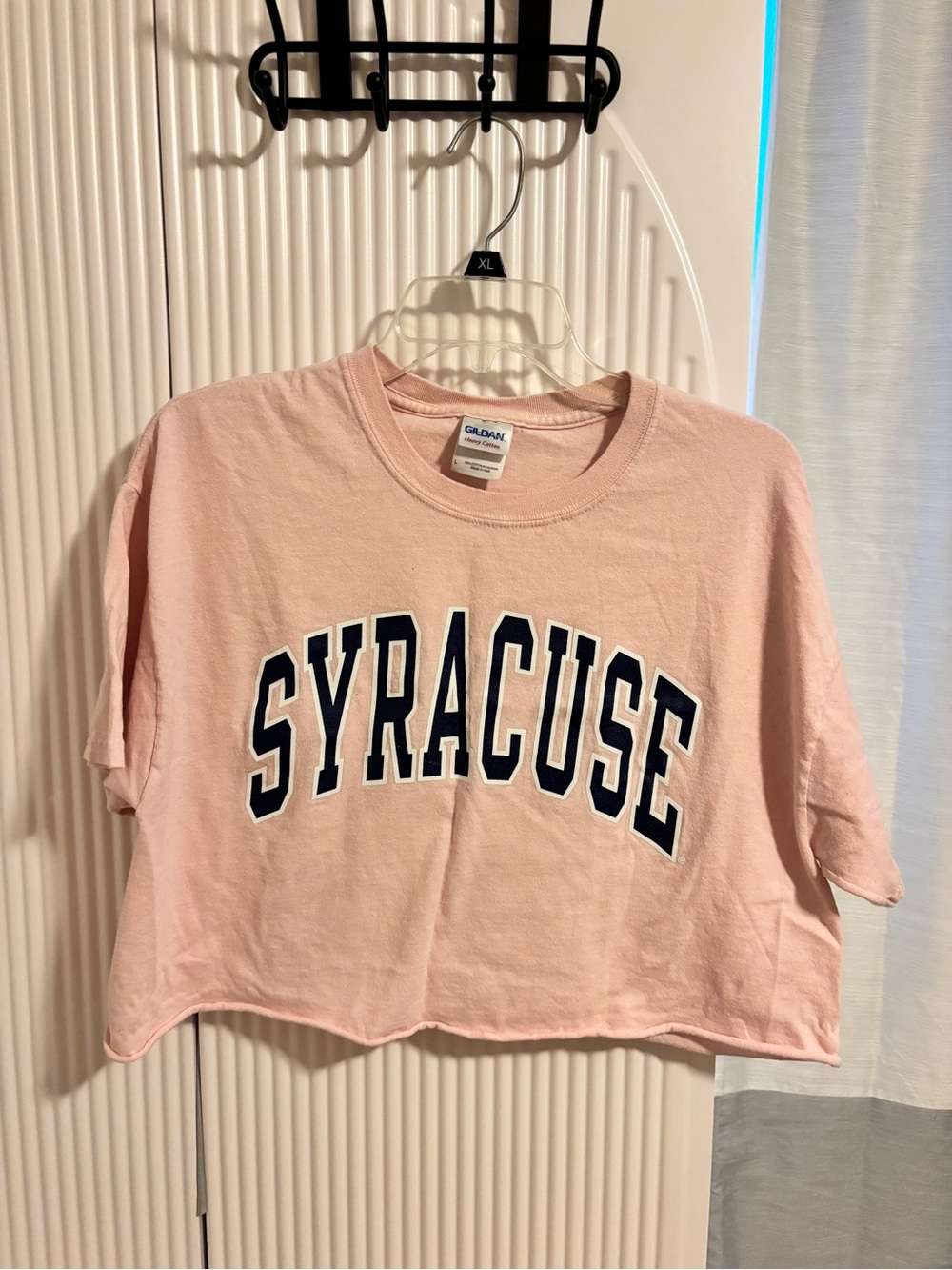 Gildan Pink Cropped Tee with Navy Syracuse Arch